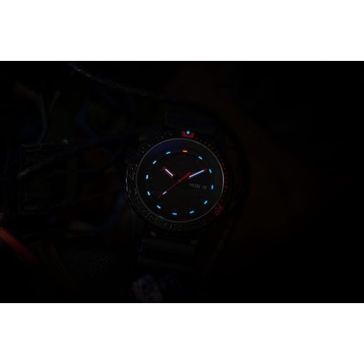 TRASER P6600 RED COMBAT KOŽA - TACTICAL - ZNAČKY