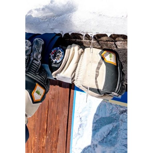 DAVOSA APNEA DIVER AUTOMATIC 161.570.55 - DIVING - ZNAČKY