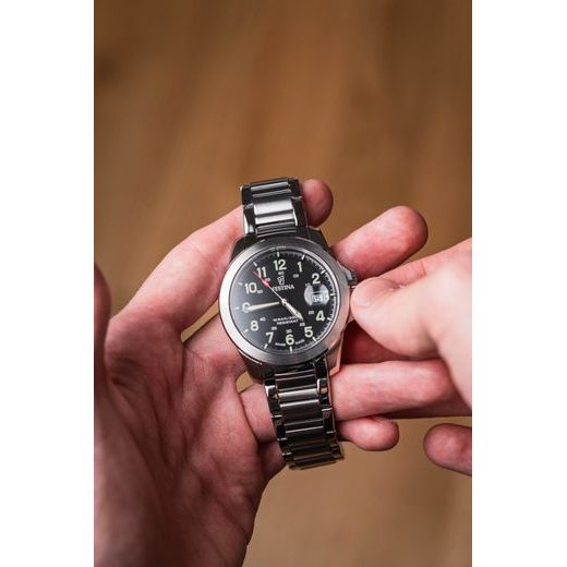FESTINA SWISS MADE FIELD 20081/4 - SWISS MADE - ZNAČKY