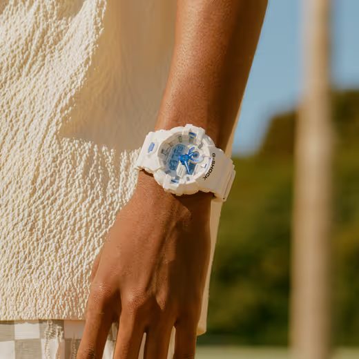 CASIO G-SHOCK GA-700HDS-7AER HIDDEN GLOW SERIES - G-SHOCK - ZNAČKY