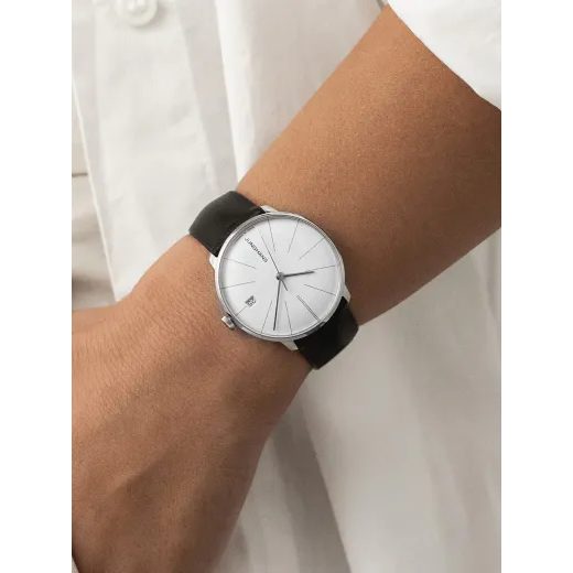 JUNGHANS MEISTER FEIN KLEINE AUTOMATIC 27/4230.00 - FEIN - ZNAČKY