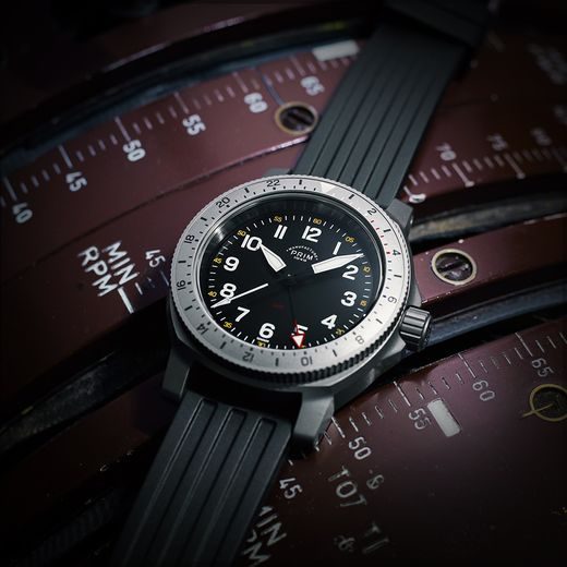 PRIM MACH TITAN LE 95-666-504-42-1 - MANUFACTURE 1949 - ZNAČKY
