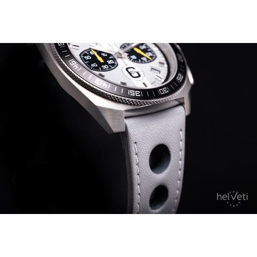 JUNGHANS 1972 CHRONOSCOPE SPORTS EDITION 2024 LIMITED EDITION 41/4468.00 - 1972 - ZNAČKY