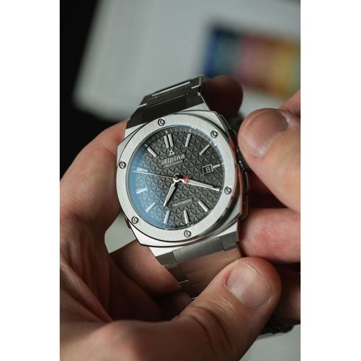 ALPINA ALPINER EXTREME AUTOMATIC AL-525G4AE6B - ALPINER AUTOMATIC - ZNAČKY