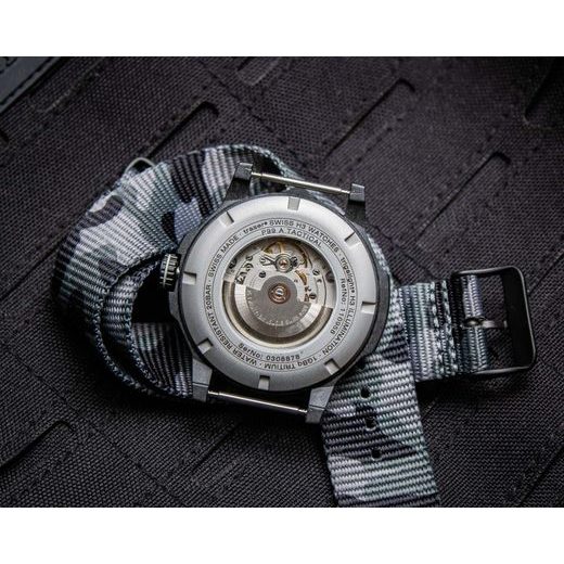 TRASER P99 A TACTICAL CARBON CAMO NATO - TACTICAL - ZNAČKY