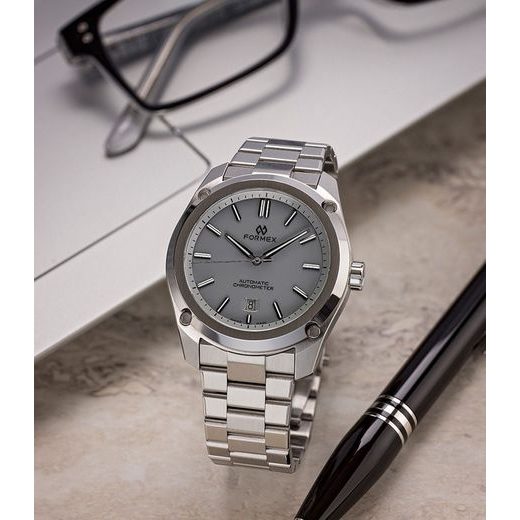 FORMEX ESSENCE FORTYTHREE AUTOMATIC CHRONOMETER COOL GREY - ESSENCE - ZNAČKY