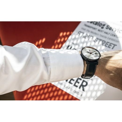 ROBOT GRAPHIC SUTNAR TAPIR WHITE - GRAPHIC SUTNAR - ZNAČKY