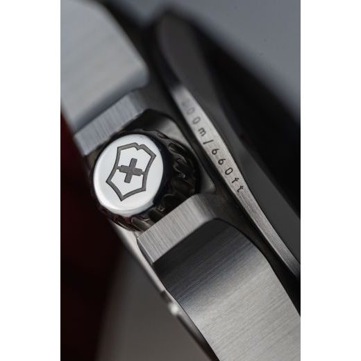 VICTORINOX I.N.O.X. AUTOMATIC 242039 - I.N.O.X. - ZNAČKY