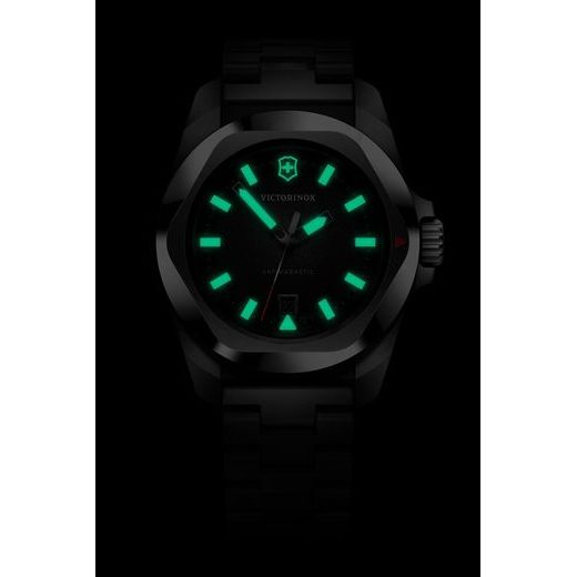 VICTORINOX I.N.O.X. 242030 - I.N.O.X. - ZNAČKY