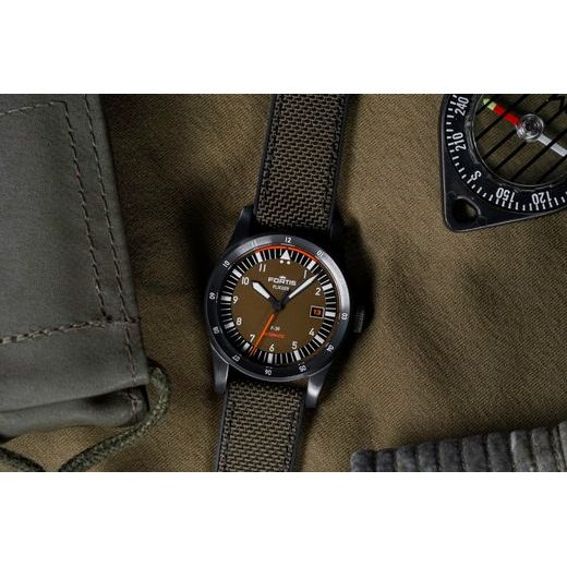 FORTIS FLIEGER F-39 WERK 7 TACTICAL GREEN LIMITED EDITION F4220029 - FLIEGER - ZNAČKY