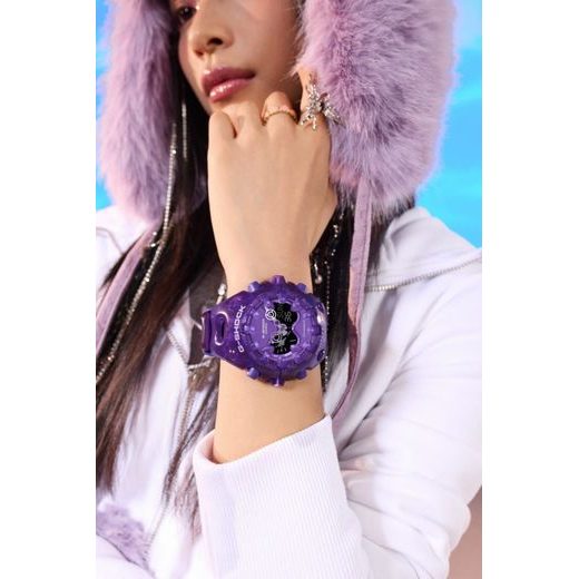 CASIO G-SHOCK GA-V01SKE-6AER - G-SHOCK - ZNAČKY