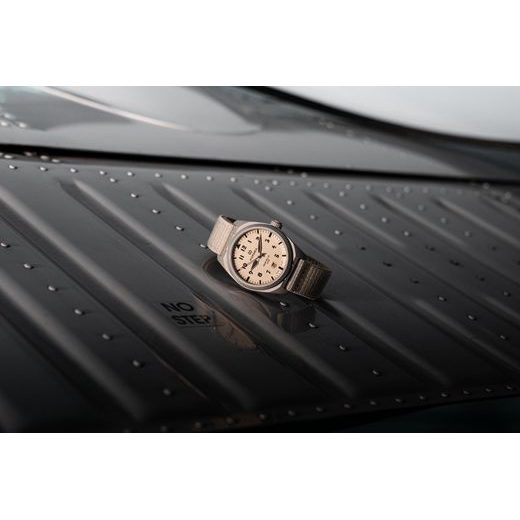 FORMEX AIRFIELD AUTOMATIC DESERT SAND BLACK NYLON-VELCRO 0661.1.6556.822 - FIELD AUTOMATIC - ZNAČKY