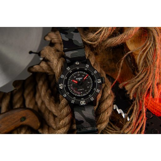 TRASER P99 A TACTICAL CARBON CAMO NATO - TACTICAL - ZNAČKY
