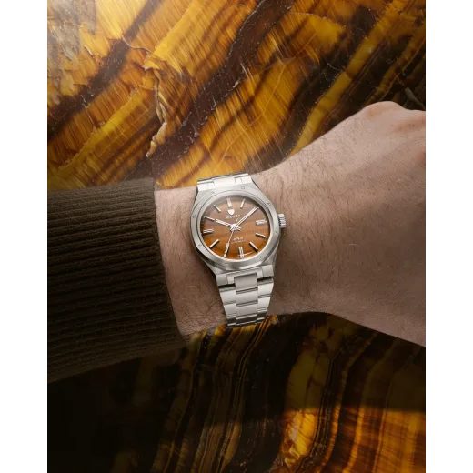 NIVADA GRENCHEN F77 TIGER EYE MARK I - F77 - ZNAČKY