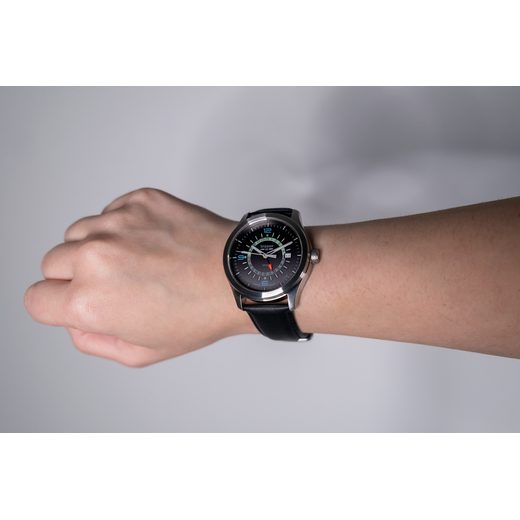 TRASER AURORA GMT SILVER - KOŽA - CLASSIC - ZNAČKY