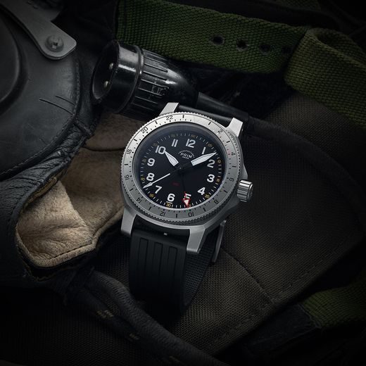 PRIM MACH TITAN LE 95-666-504-42-1 - MANUFACTURE 1949 - ZNAČKY