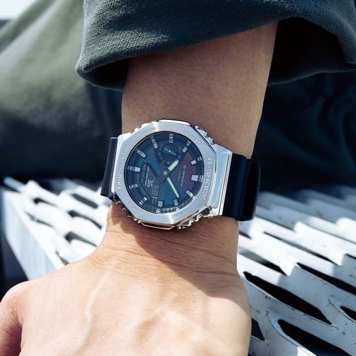 CASIO G-SHOCK GM-2100RW-1AER RAINBOW BRICK WALL SERIES - CASIOAK - ZNAČKY