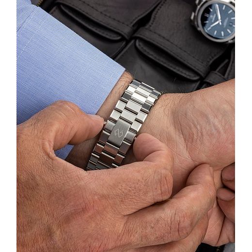 FORMEX ESSENCE THIRTYNINE AUTOMATIC CHRONOMETER SPACE GLACIER 0333.9.6693.100 - ESSENCE - ZNAČKY