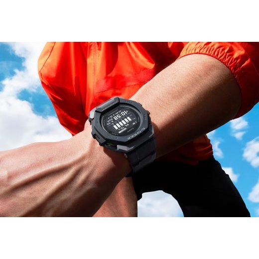 CASIO G-SQUAD GBD-300-1ER - G-SHOCK - ZNAČKY