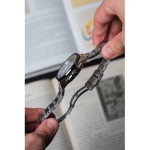 CITIZEN ATTESA SATELIT WAVE GPS CC4104-53E - SUPER TITANIUM - ZNAČKY