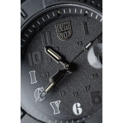 LUMINOX NAVY SEAL FOUNDATION XS.3611.IGY6.NSF - SEA - ZNAČKY