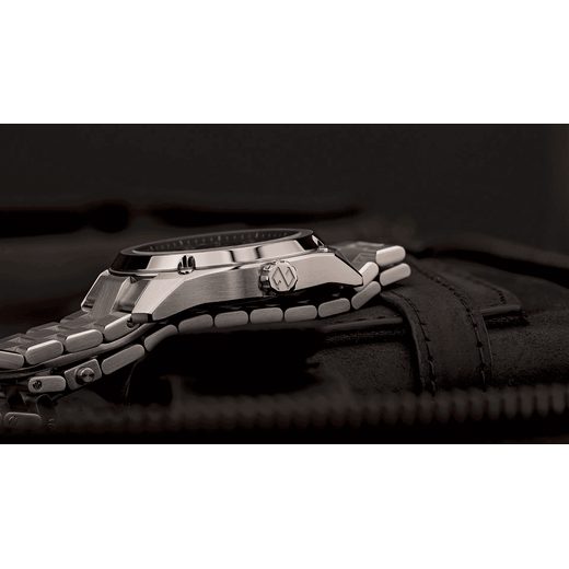 FORMEX ESSENCE FORTYTHREE AUTOMATIC CHRONOMETER GAMARET STEEL BRACELET 0330.1.6671.100 - ESSENCE - ZNAČKY