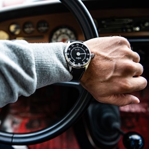 DAVOSA NEWTON TACHOMETER AUTOMATICKÝ 161.587.55 - PILOT - ZNAČKY