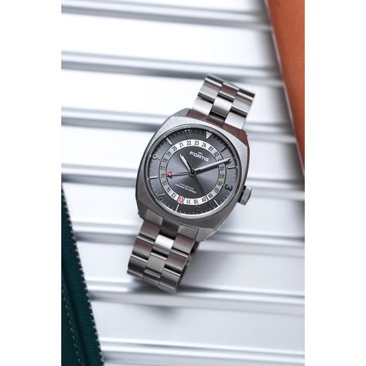 FORTIS VAGABOND V-40 URBAN SHADOW COSC F6660004 - VAGABOND - ZNAČKY