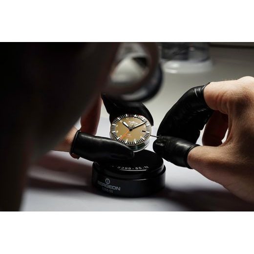 FORTIS FLIEGER F-39 WERK 7 TACTICAL GREEN LIMITED EDITION F4220029 - FLIEGER - ZNAČKY