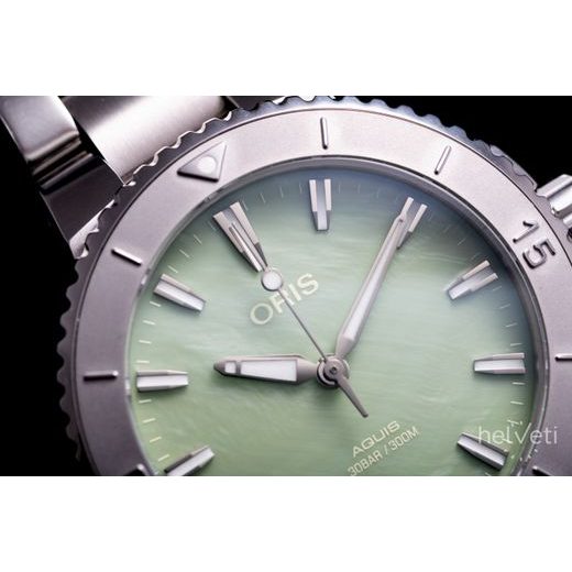 ORIS AQUIS DATE 36,5 MM 01 733 7770 4157-07 8 18 05P - AQUIS - ZNAČKY