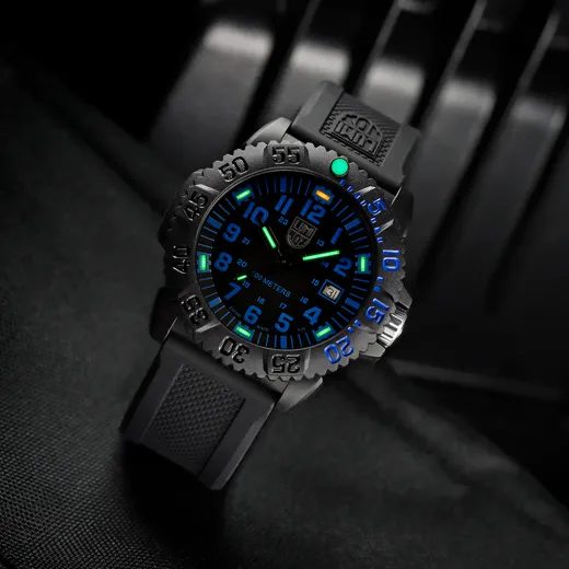 LUMINOX G-COLLECTION SEA LION 3050 X2.2053 - SEA - ZNAČKY