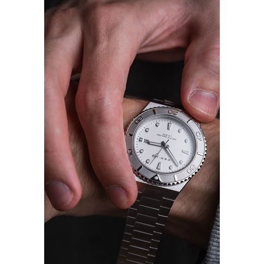 BERING CLASSIC 18940-704 - CLASSIC - ZNAČKY