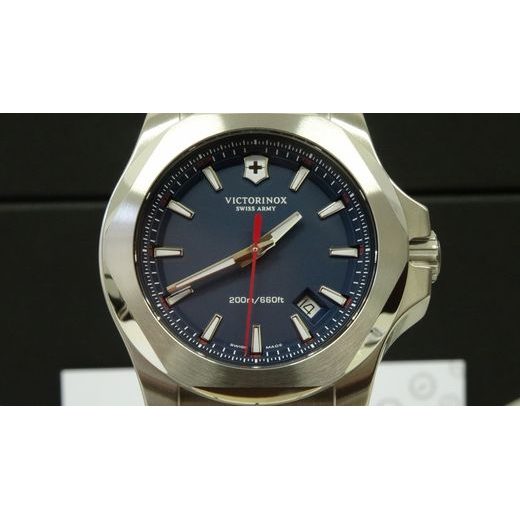 VICTORINOX I.N.O.X. 241688.1 - I.N.O.X. - ZNAČKY