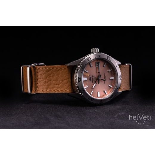 ORIENT SPORTS AUTOMATIC RA-AC0Q05P - SPORTS - ZNAČKY