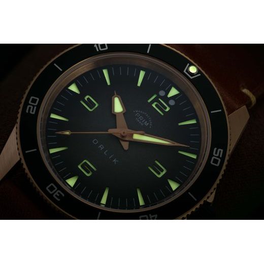 PRIM ORLÍK 38 BRONZ LE 95-028-509-43-1 - MANUFACTURE 1949 - ZNAČKY