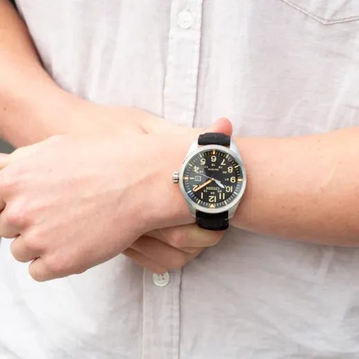 CITIZEN ECO-DRIVE AW5000-24E - SPORTS - ZNAČKY