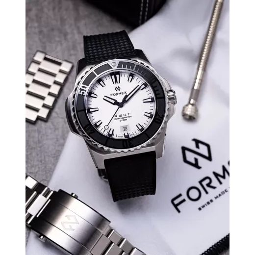 FORMEX REEF 39,5 AUTOMATIC CHRONOMETER WHITE DIAL - REEF - ZNAČKY