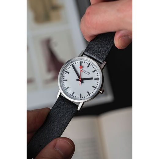 MONDAINE CLASSIC A660.30314.16SBBV - CLASSIC - ZNAČKY