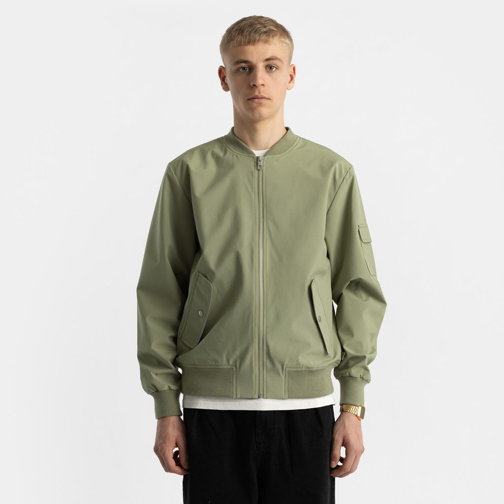 Gentleman Store - Bomberjacke Revolution — Light Green - Revolution -  Jacken und Mäntel - Kleidung
