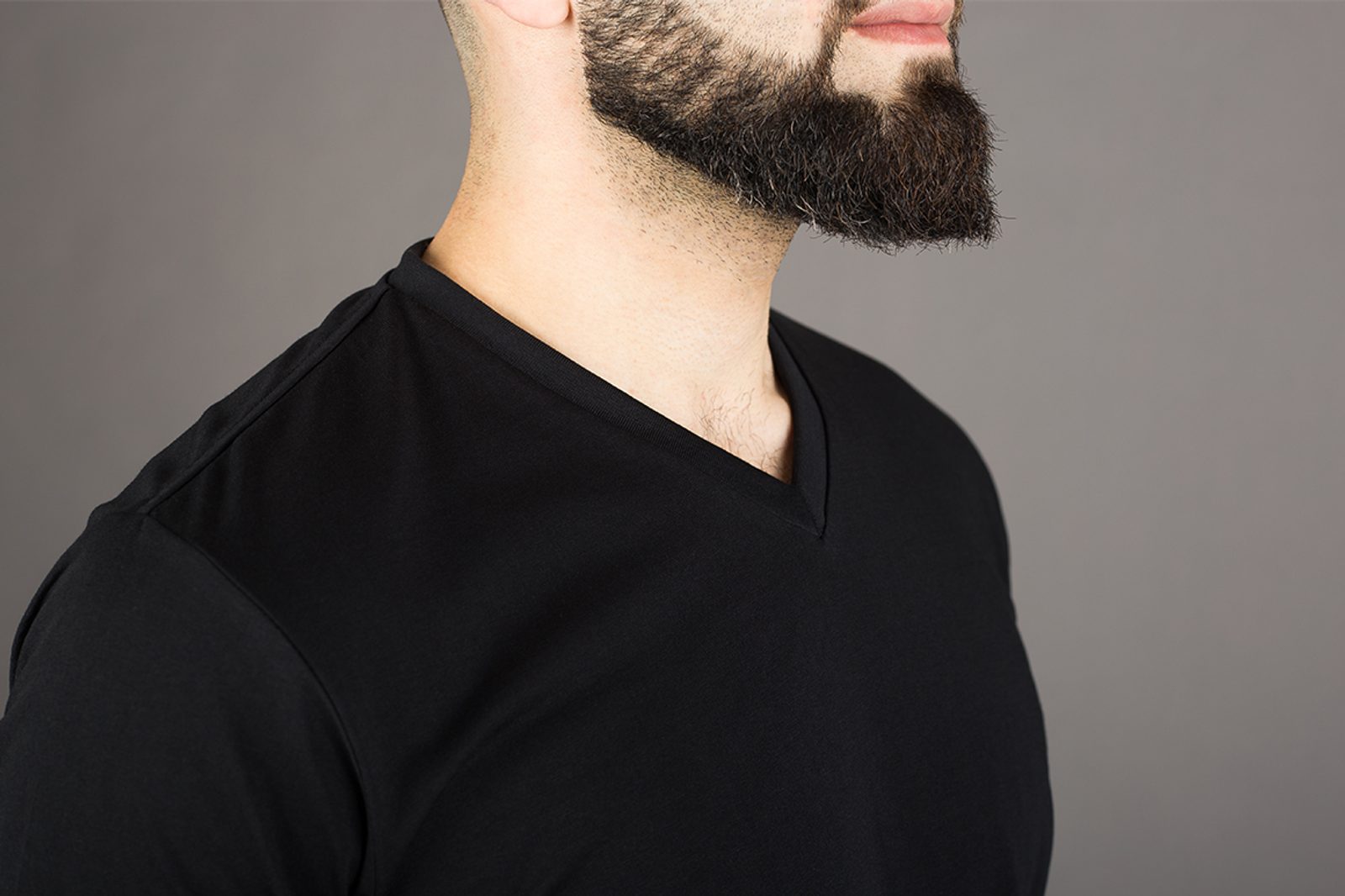 T-Shirt mit V-Ausschnitt John Paul-T-Shirt Gentleman Store