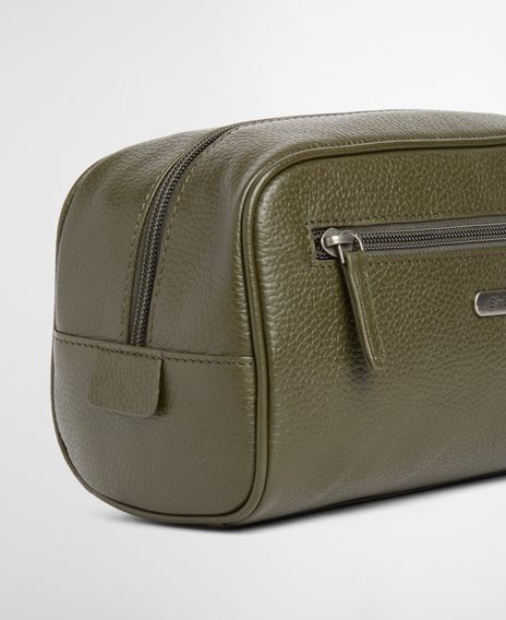 Barbour Brunton Leather Washbag