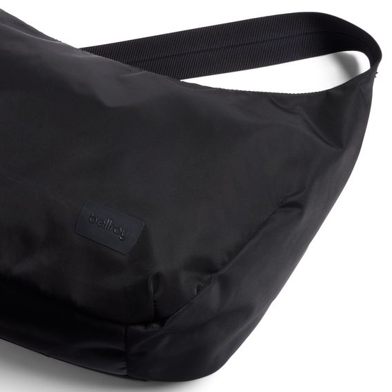 Bellroy Laneway Crescent Bag (7 l)