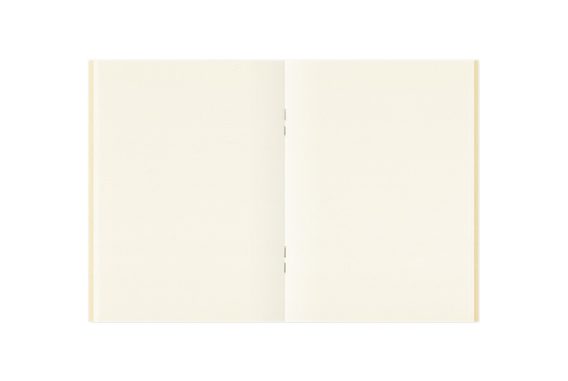 Einlage #013: Leeres Heft mit cremefarbigem Papier mit einem hohen Flächengewicht (Passport)