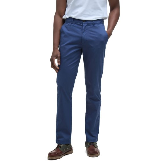 Barbour Leichte Stretch Tailored Chinos — Oceana