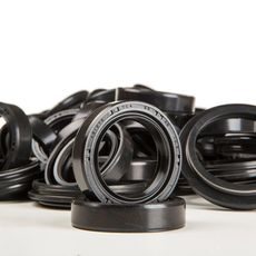 OIL SEALS KIT + FORK COVER ARIETE 09877/A DIAM. 38