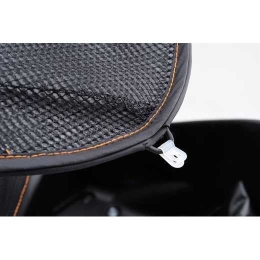 ÚLOŽNÝ PRIESTOR POD SEDLO SKÚTRU (VEĽ. M, 27 X 32 CM), DAYTONA