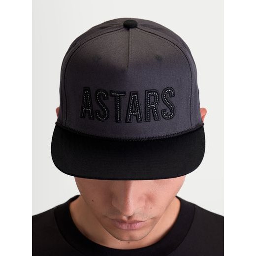 ALPINESTARS STADIUM SNAPBACK – VOĽNOČASOVÁ ŠILTOVKA (TMAVO SIVÁ/ČIERNA)