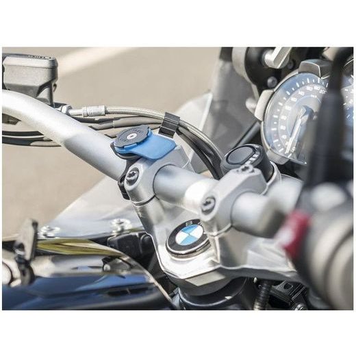 QUAD LOCK RÝCHLOUPÍNACÍ DRŽIAK TELEFÓNU NA RIADIDLÁ ČIERNA/MODRÁ