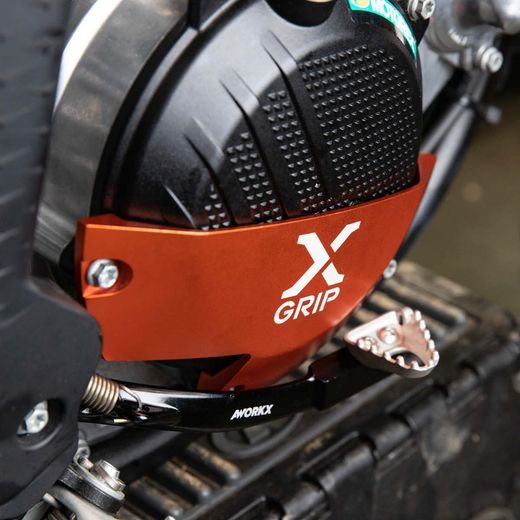 X-GRIP – CHRÁNIČ VEKA SPOJKY, ORANŽOVÝ – HUSQVARNA FC 250 (2023–2026) A ĎALŠIE