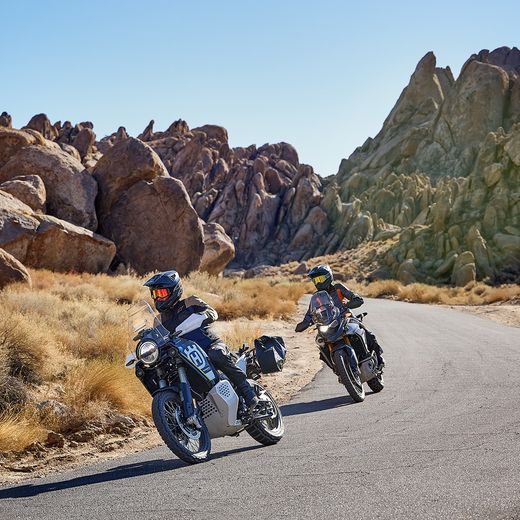 ALPINESTARS ST-2 AIR – MOTOCYKLOVÁ BUNDA NA CESTNÚ JAZDU (TMAVO MODRÁ/TMAVÁ KHAKI/ČIERNA) 2025